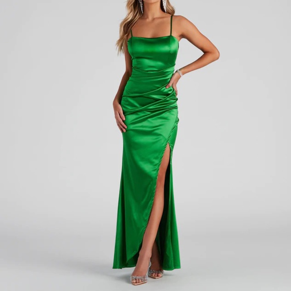 Evie Formal Ruched Satin Windsor Dress